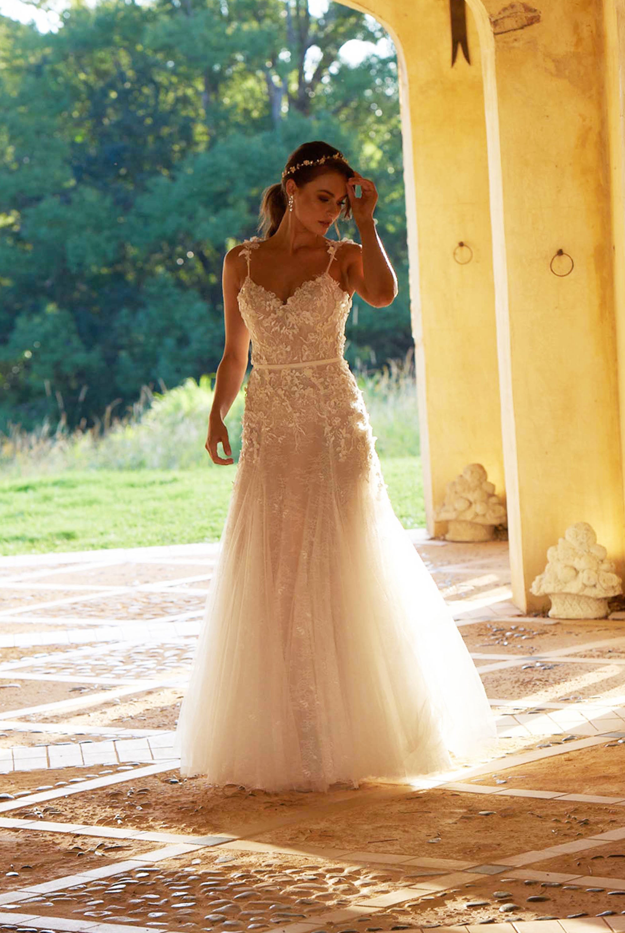 TC316-Hannah-wedding-dress
