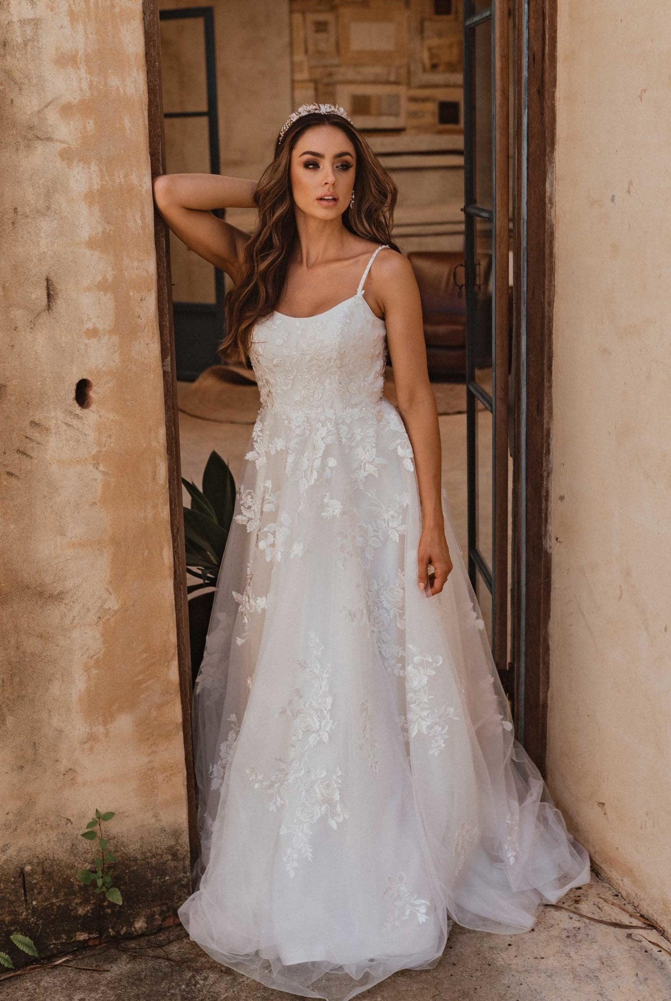 Byron Floral Lace Wedding Dress – TC342