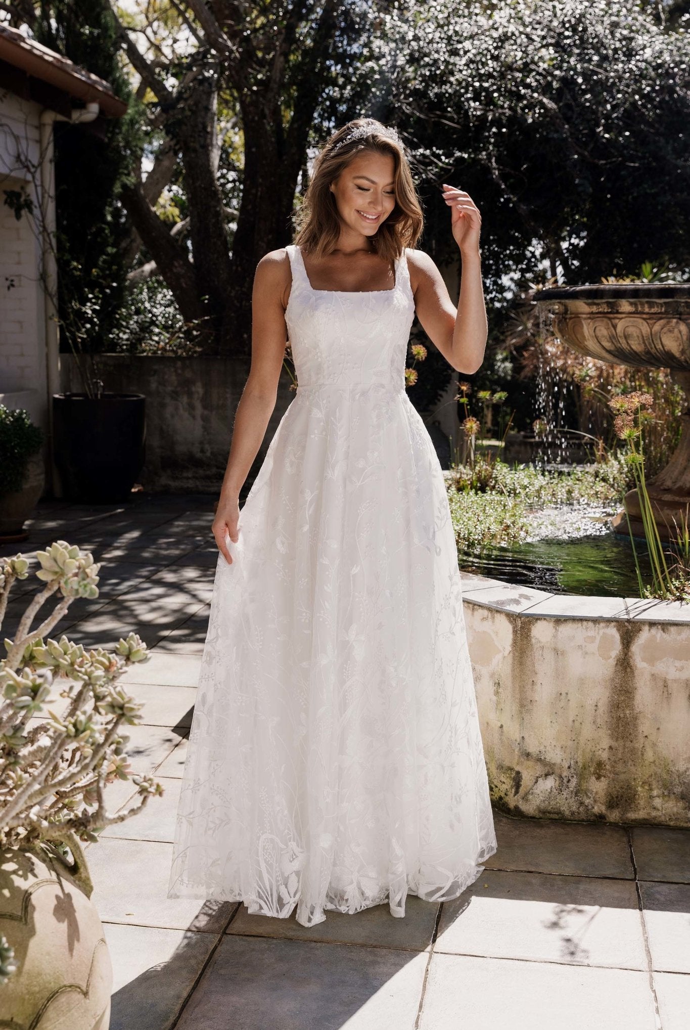 Fleur Embroidered Scoop Wedding Dress - PO938
