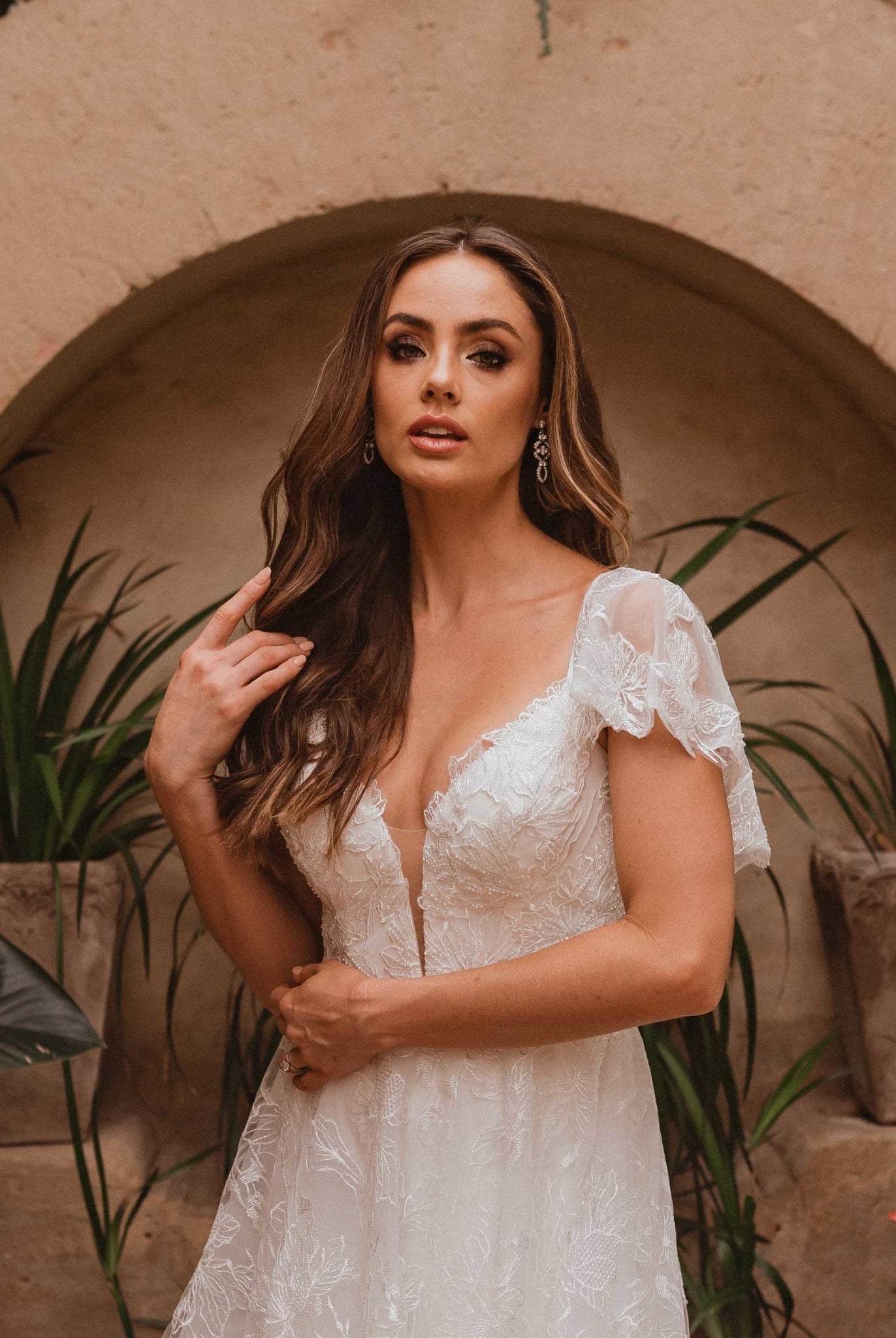 Kansas Lace Cap Sleeve Wedding Dress – TC362