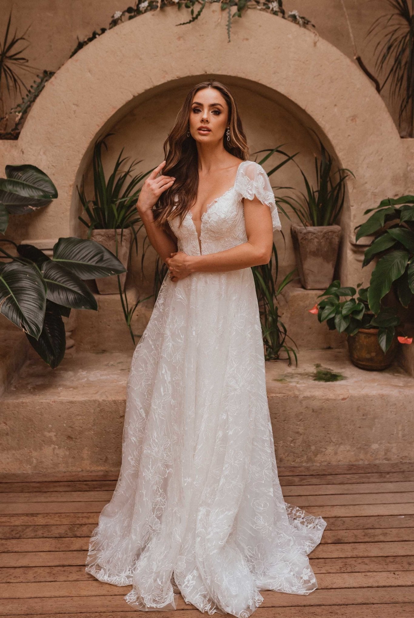 Kansas Lace Cap Sleeve Wedding Dress – TC362
