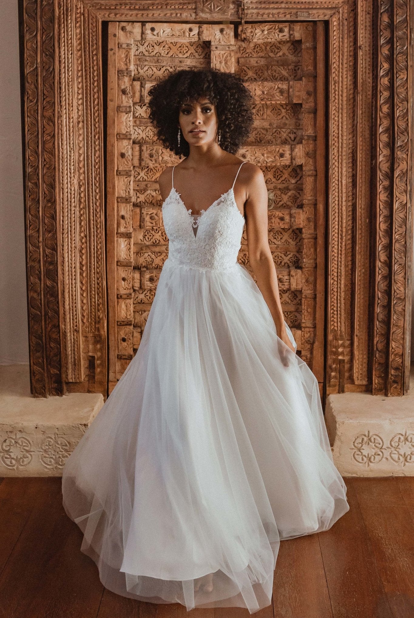 Marta Lace Debutante Dress – PO842