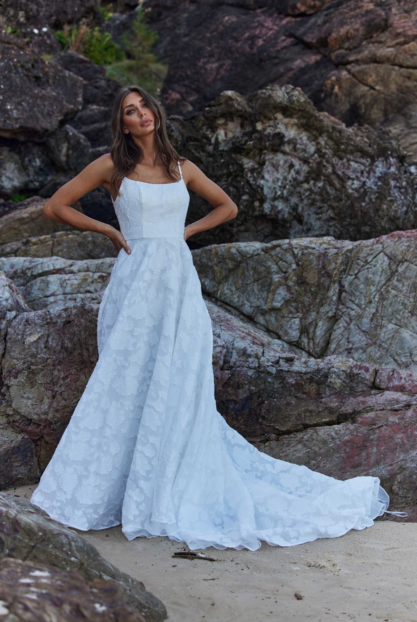 Saffron A-Line Scoop Neck Wedding Dress – TC390