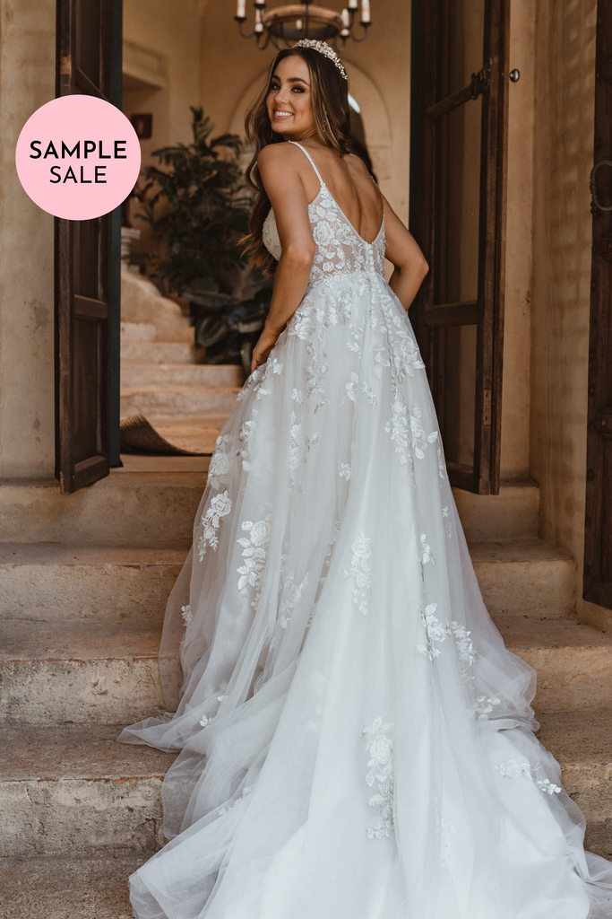 (SAMPLE SALE) Byron Floral Lace Wedding Dress – TC342
