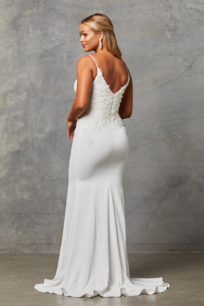 (SAMPLE SALE) Brylee Fitted Mermaid Wedding Dress – TC246