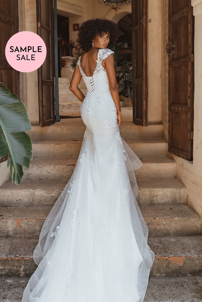 Preston Fitted Cap Sleeve Wedding Dress – TC358