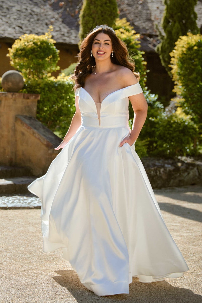 Beth A-Line Wedding Dress – PO861