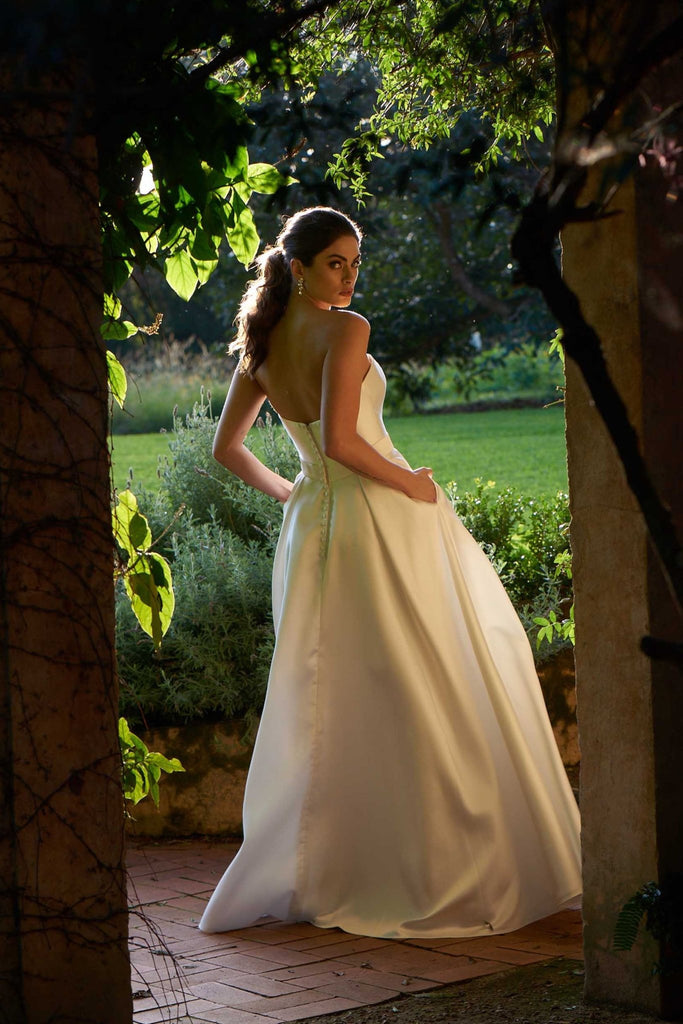 Demi Strapless Sweetheart Wedding Dress – TC303
