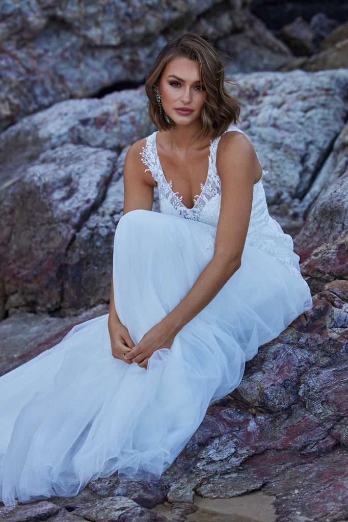 Elara A-Line Lace Wedding Dress – TC372