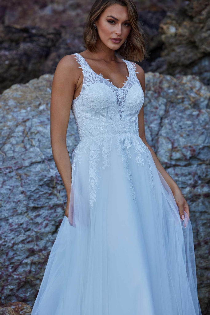 Elara A-Line Lace Wedding Dress – TC372