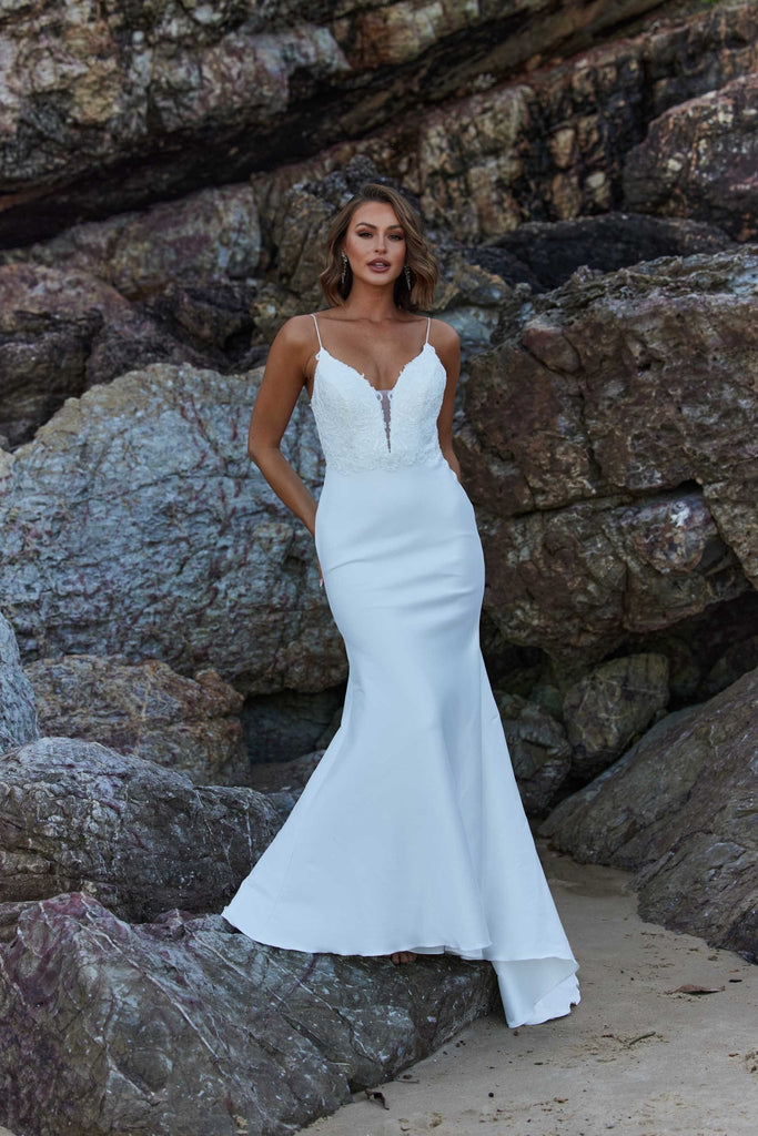 Fern Fitted Ruffle Wedding Dress - TC380