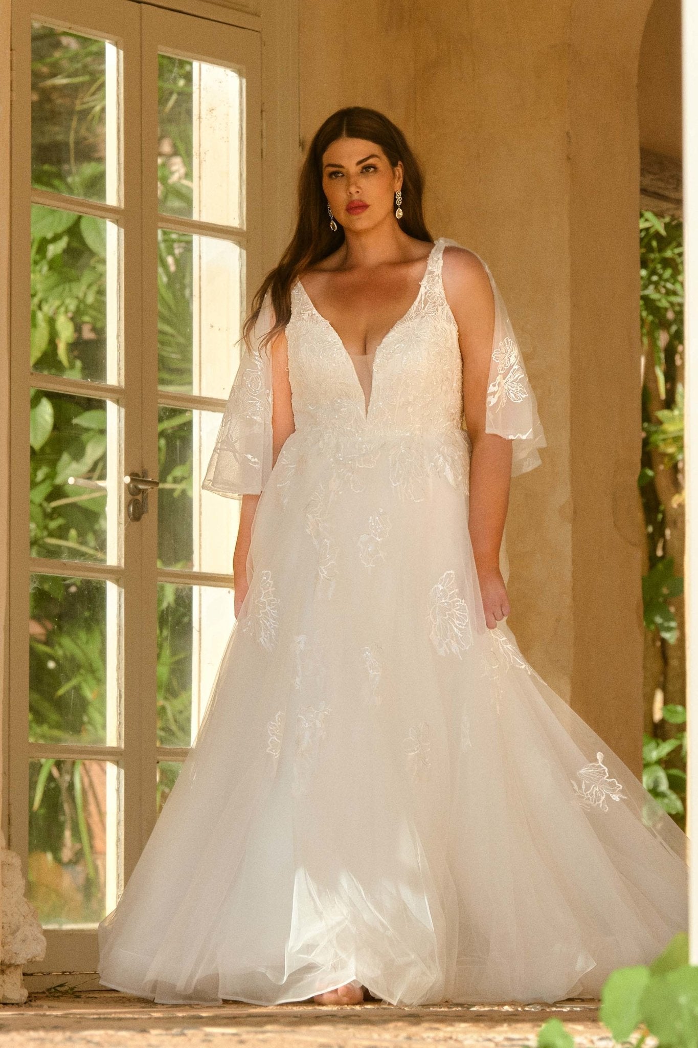 Fontana Detachable Lace Cape Wedding Dress – TC361