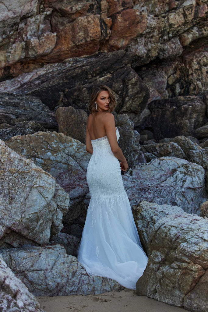 Gaia Fitted Strapless Wedding Dress – TC371