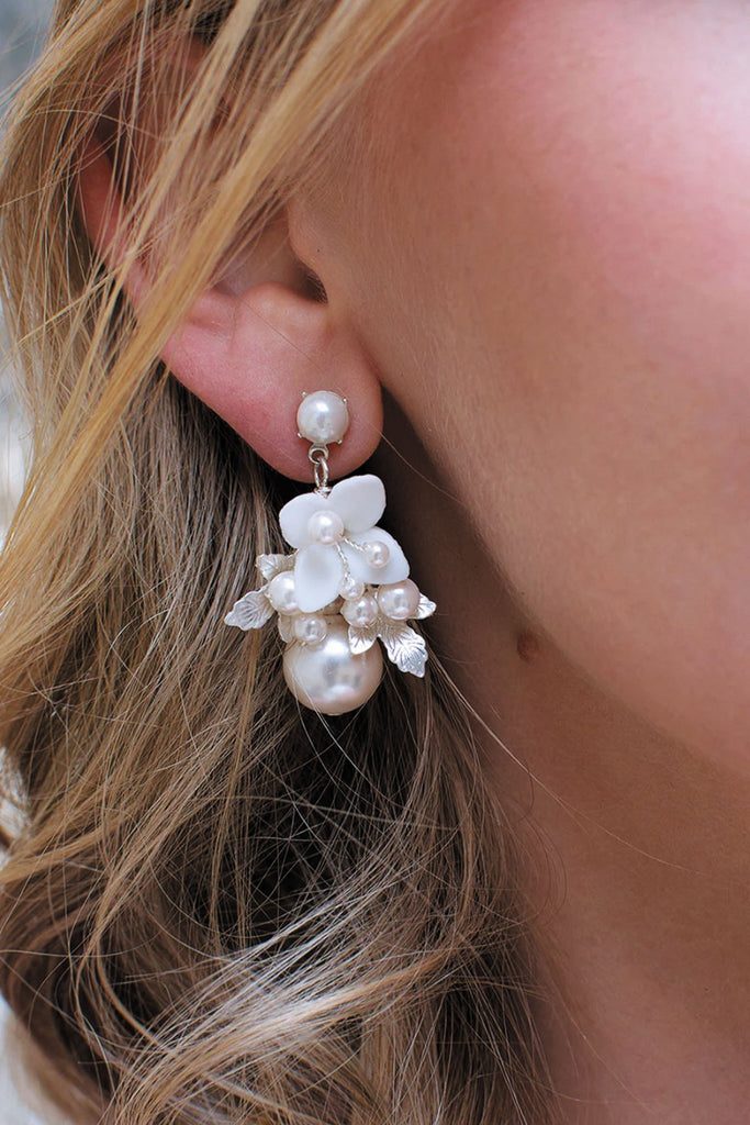 Galliano White Ceramic Flower Earrings - Silver
