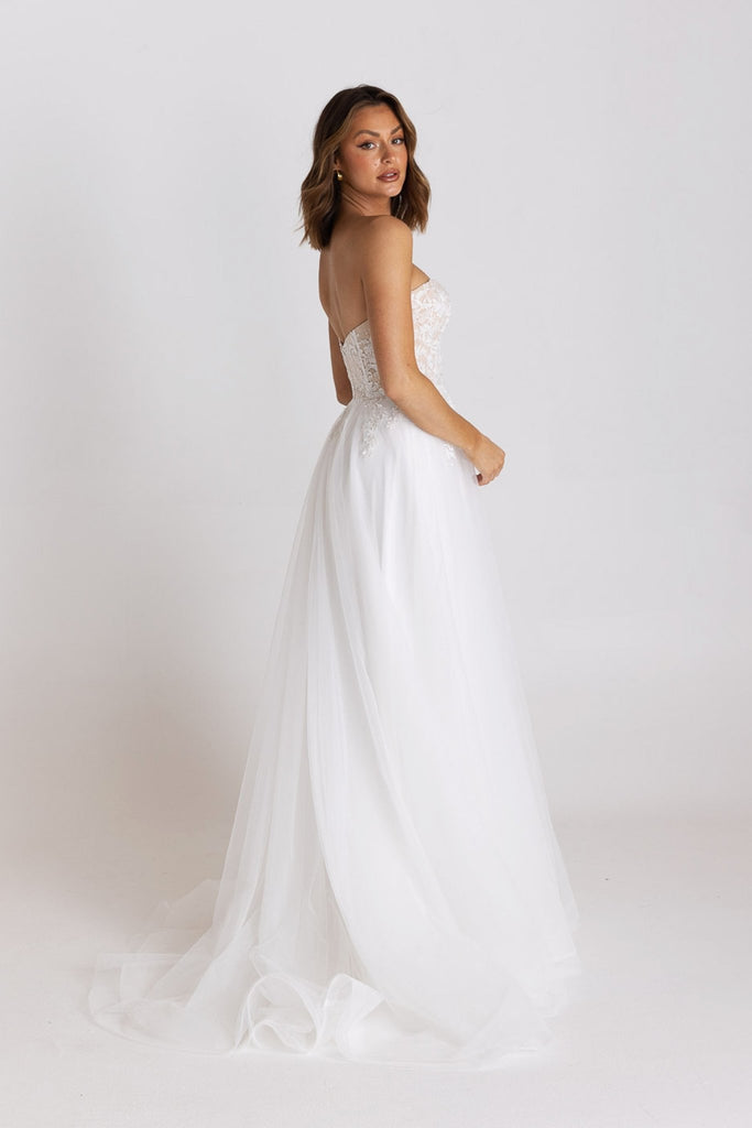 Hadley Lace Corset Wedding Dress – PO926