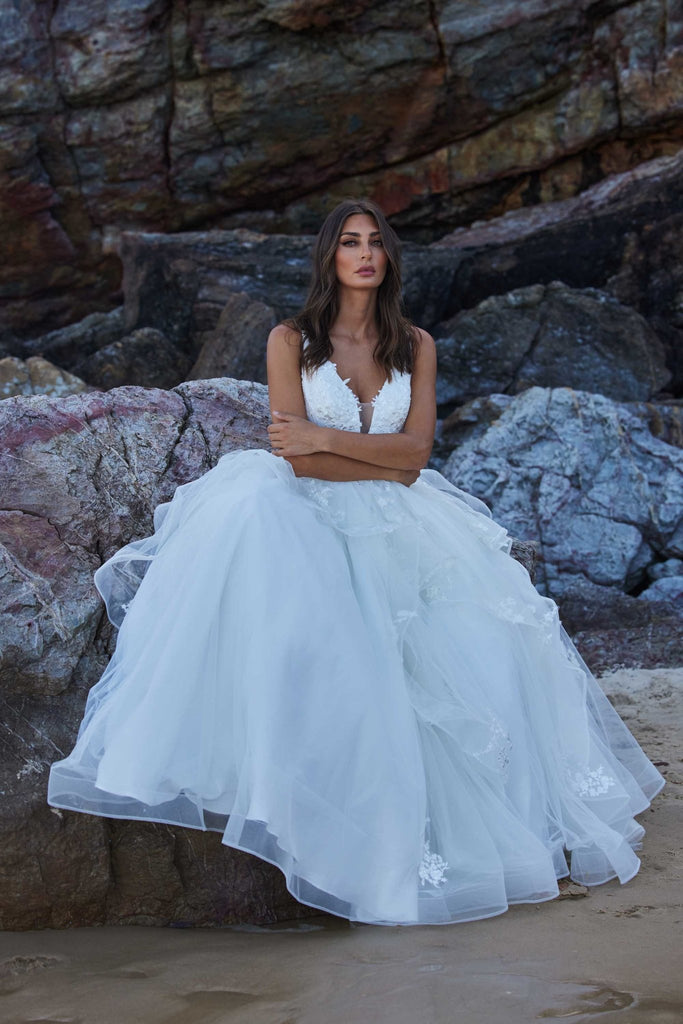 Magnolia Tiered Tulle Wedding Dress – TC391