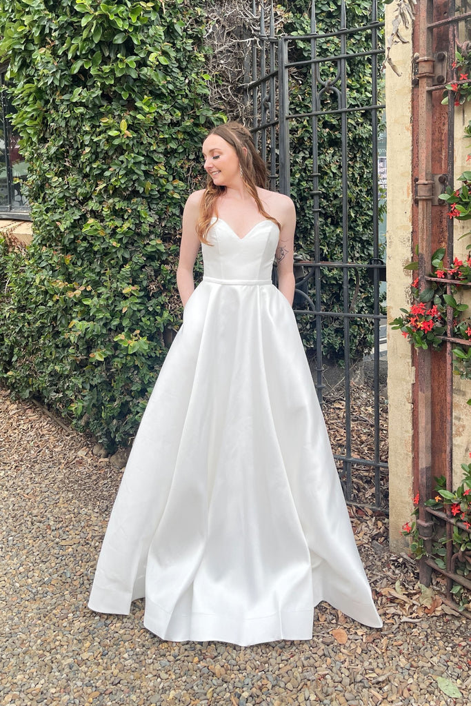 Medina Strapless Sweetheart Wedding Dress - PO895