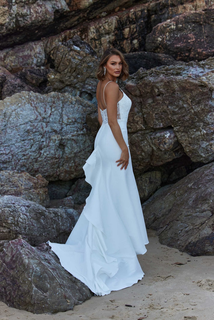 (SAMPLE SALE) Fern Fitted Ruffle Wedding Dress - TC380